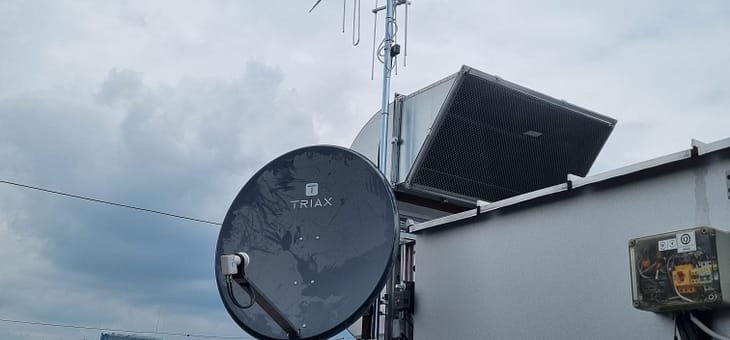 Montaż instalacji satelitarnej