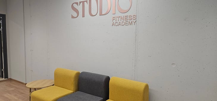 Kontrola dostępu i system przywoławczy w klubie fitness na Bulwarach we Wrocławiu
