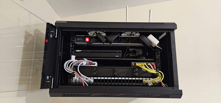 Sieć komputerowa i monitoring w firmie budowlanej w Ozorzycach – bezpieczeństwo i komfort pracy na nowym poziomie